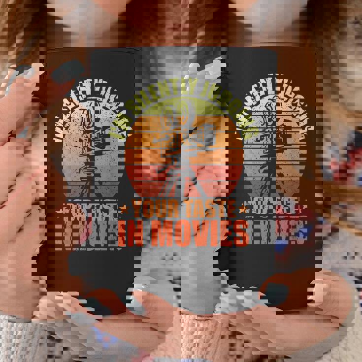 映画で味を判断する 映画ファン 映画 シネマ コーヒーマグ 面白い贈り物