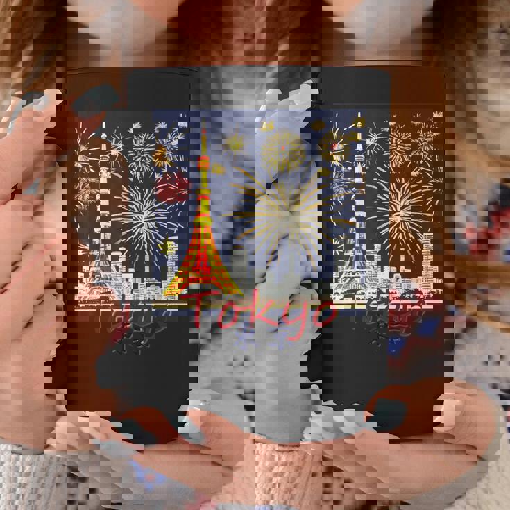 東京 東京タワーと花火大会 日本 漢字 By Kana Kanjin コーヒーマグ 面白い贈り物