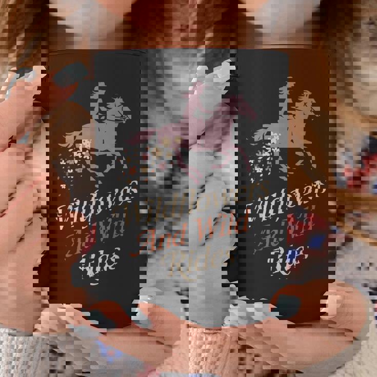 柔らかい カウガール フローラル ロデオ ウエスタン 美的 馬 女の子 コーヒーマグ 面白い贈り物