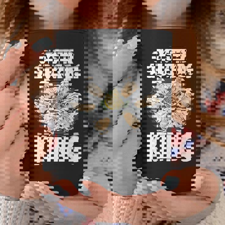 牡蠣を喰わせる王の牡蠣 コーヒーマグ 面白い贈り物