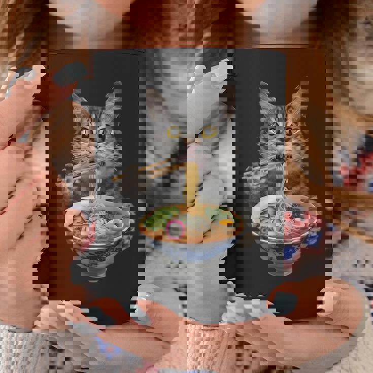 猫がラーメンを食べる リアル コーヒーマグ 面白い贈り物