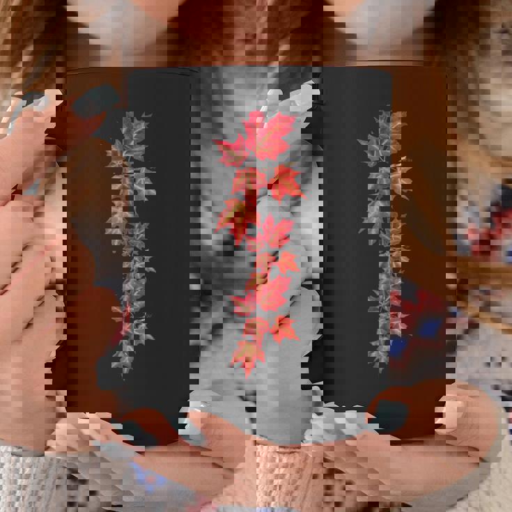 秋の紅葉のつる コーヒーマグ 面白い贈り物