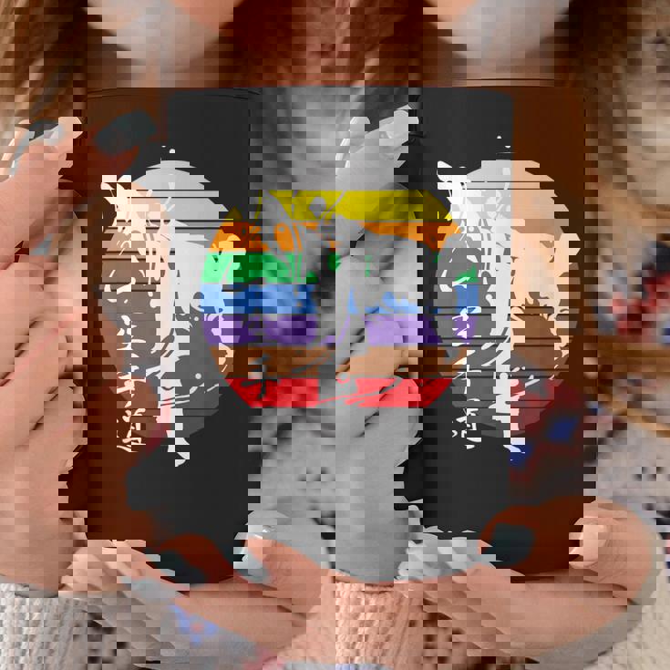 空手道 すべての帯色 横蹴 格闘技 スポーツ 運動選手 空手選手 コーヒーマグ 面白い贈り物