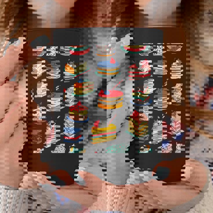 色鮮やかなケーキ柄 フーディー向け コーヒーマグ 面白い贈り物