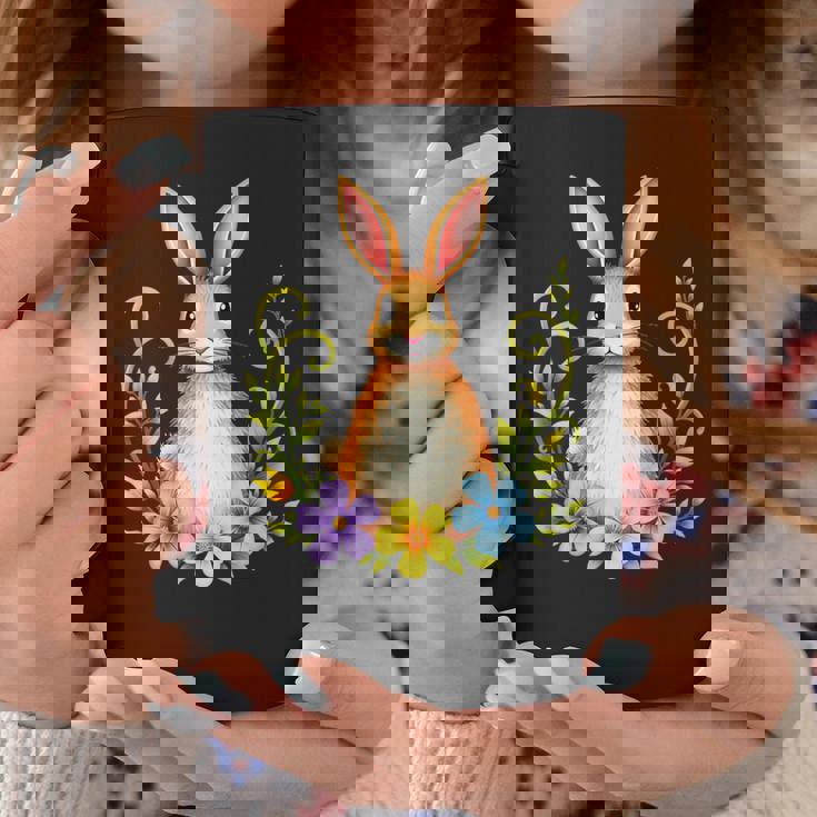 花と葉を持つ愛らしいウサギ 自然デザイン コーヒーマグ 面白い贈り物