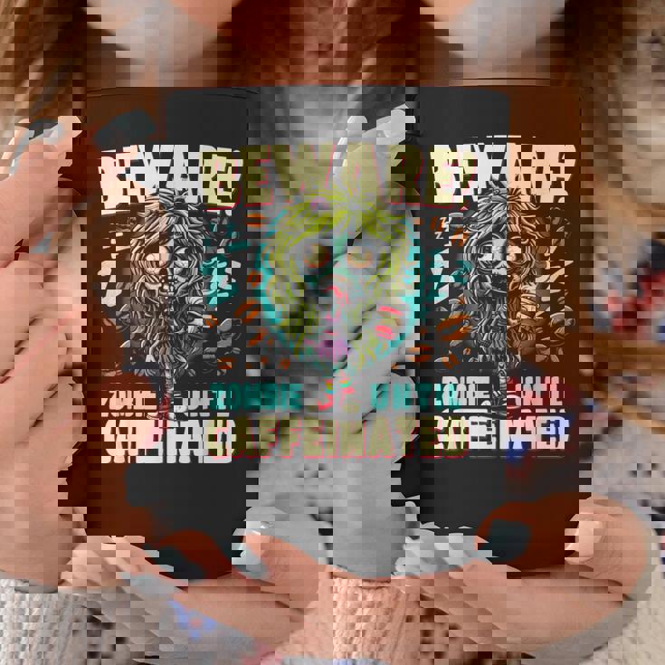 面白いコーヒーゾンビガール、カフェインが入るまでゾンビに注意 コーヒーマグ 面白い贈り物