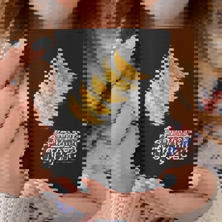 餃子 ぎょうざ Gyoza【中華 Okazu】ご飯タイム【変なtシャツ屋さん】面白い ポップ デザイン イラスト コーヒーマグ 面白い贈り物