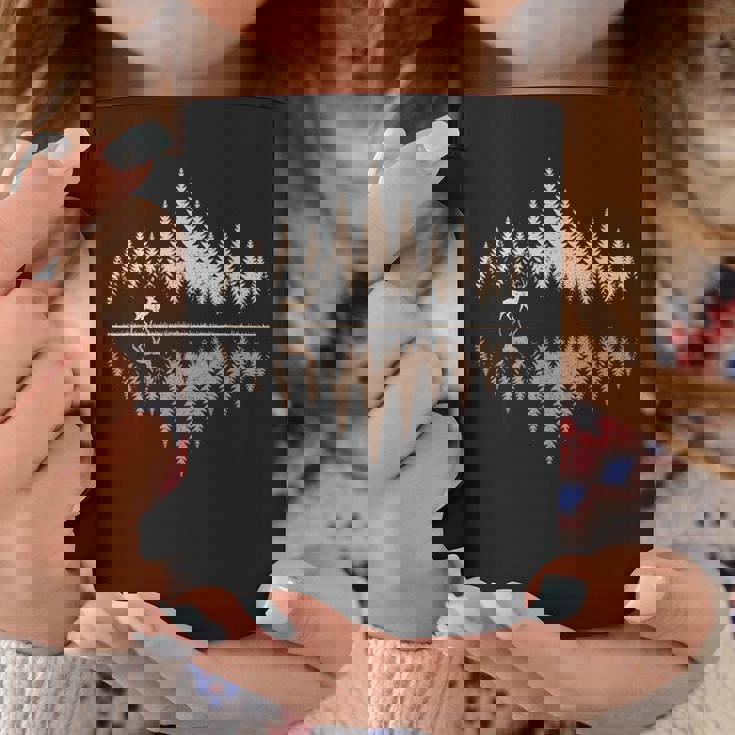 鹿、野生動物・アウトドア、森林・樹木の反射、鹿 コーヒーマグ 面白い贈り物