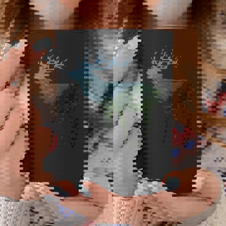 鹿と木 赤い鹿 ダム 鹿 森 木 雄鹿 コーヒーマグ 面白い贈り物