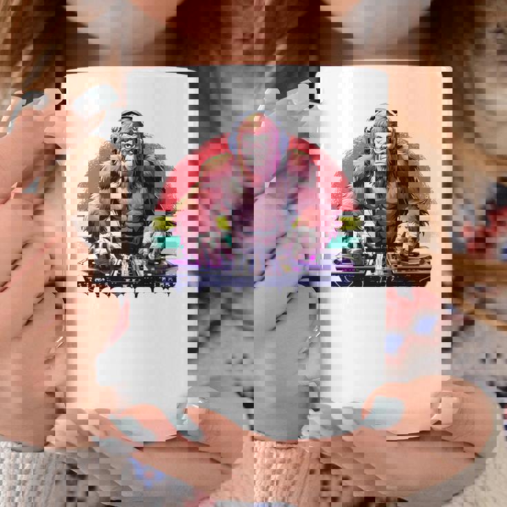 Bassquatch 音楽愛好家のためのサスカッチdjデザイン 長袖tシャツ コーヒーマグ 面白い贈り物