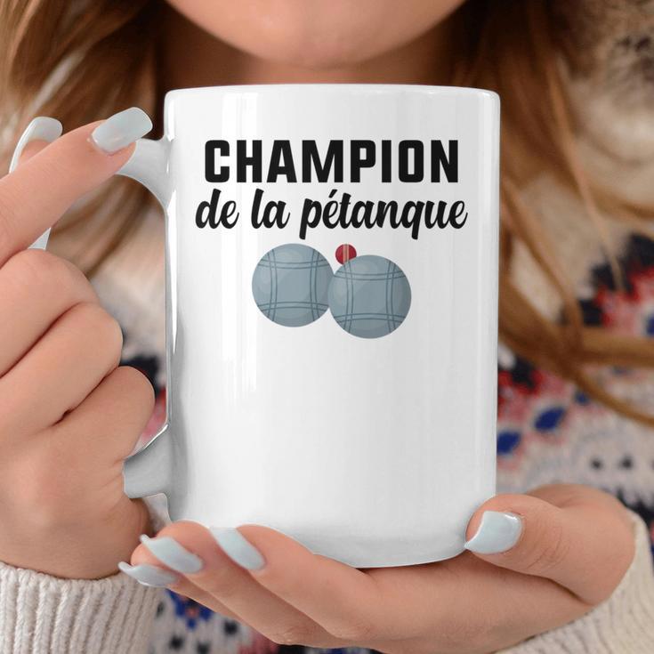 champion-de-p-tanque-homme-petanque-humour-tasse-cadeauxyz