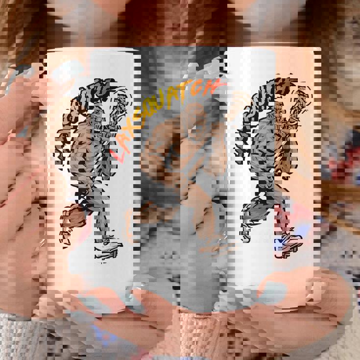 D-Pole Longtick Bigfoot Lacrosse Player Laxsquatch コーヒーマグ 面白い贈り物