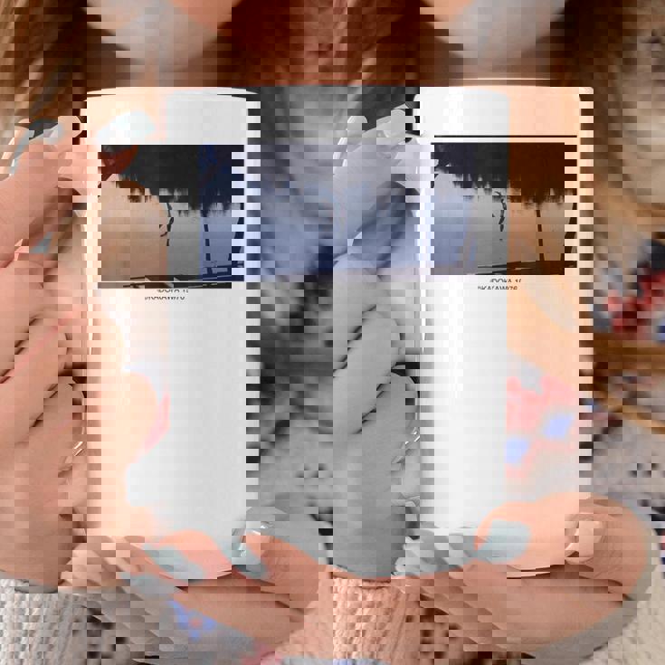 「犬神家の一族」逆さ足ショット コーヒーマグ 面白い贈り物