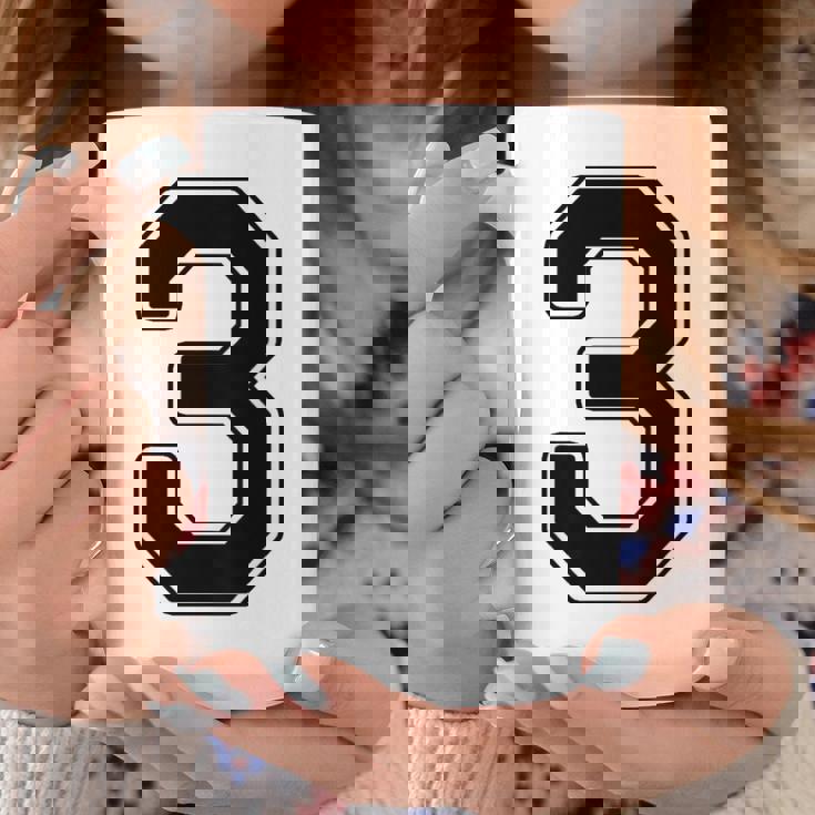 【バックプリント・背中側】3 数字 背番号 ユニフォーム ナンバー【ブラック／黒の文字】スポーツ 野球 サッカー 部活 コーヒーマグ 面白い贈り物