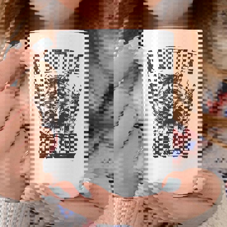 おもしろいアライグマのグラフィック 小さなフェラル 幼児 男の子 女の子 フェラル コーヒーマグ 面白い贈り物