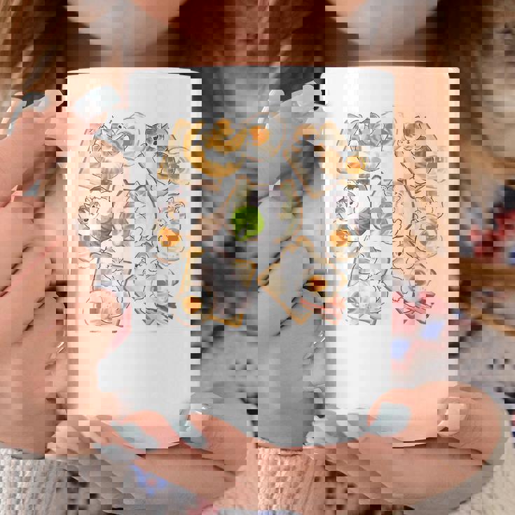 かわいい猫のパンおかしな猫と卵好き。 コーヒーマグ 面白い贈り物