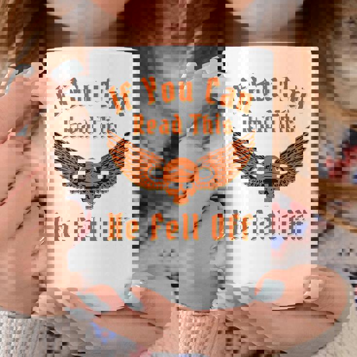 これを読めば、彼はバイカー向けのダークユーモアサインから落ちた コーヒーマグ 面白い贈り物