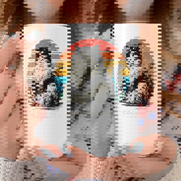 わがままボディ 猫 ねこ 太ったねこ ぽっちゃり ねこ好き かわいい おもしろ 面白い おもろい 手書き レトロ 長袖tシャツ コーヒーマグ 面白い贈り物