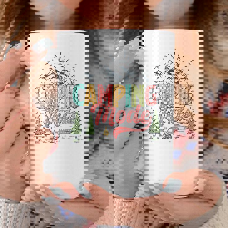 キャンプモード おもしろキャンパー 自然愛好家 スカウト ハローサマー コーヒーマグ 面白い贈り物