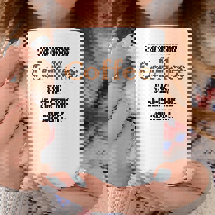 コーヒーのない一日はそういうもの、考えてみましょう。 コーヒーマグ 面白い贈り物