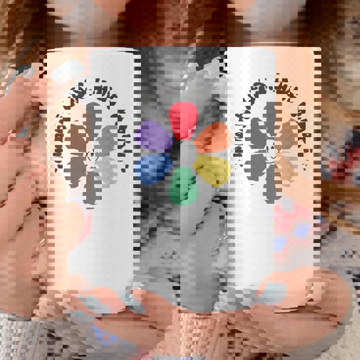 スマイル レインボー ハッピーフェイス 花 Lgbt ゲイ レズビアン プライド 月 コーヒーマグ 面白い贈り物