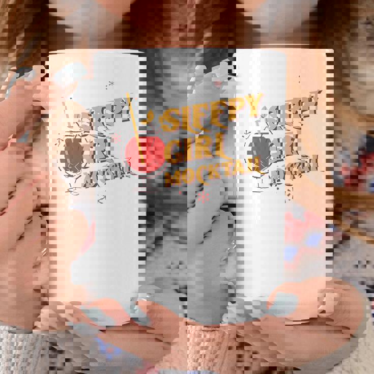 スリーピーガール モクテルクラブ レトロ ウェルネス キュート ファッショントレンド コーヒーマグ 面白い贈り物