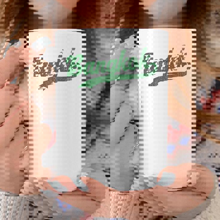 タイのバンコクビンテージスポーツグラフィック。 コーヒーマグ 面白い贈り物