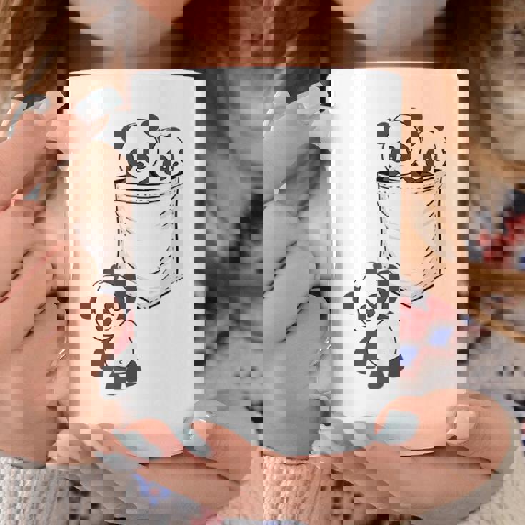 パンダ愛好家のためのポケットの中のかわいいカワイイベイビーパンダ コーヒーマグ 面白い贈り物