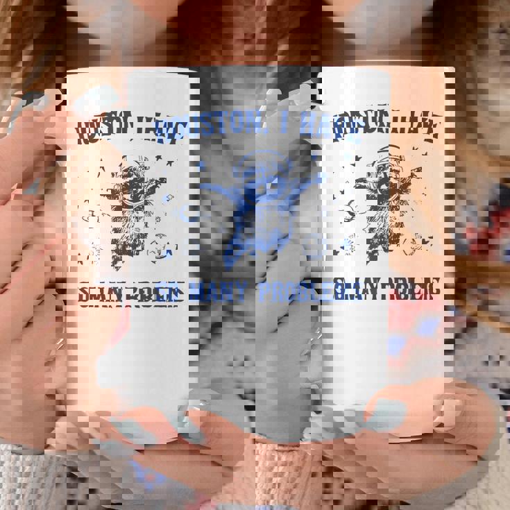 ヒューストン色んな問題を抱えてるおもしろいアライグマ コーヒーマグ 面白い贈り物