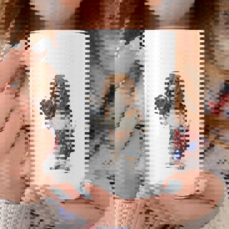 ビーグル 犬 ダンベル 筋トレ 筋肉 ワークアウト ジム コーヒーマグ 面白い贈り物