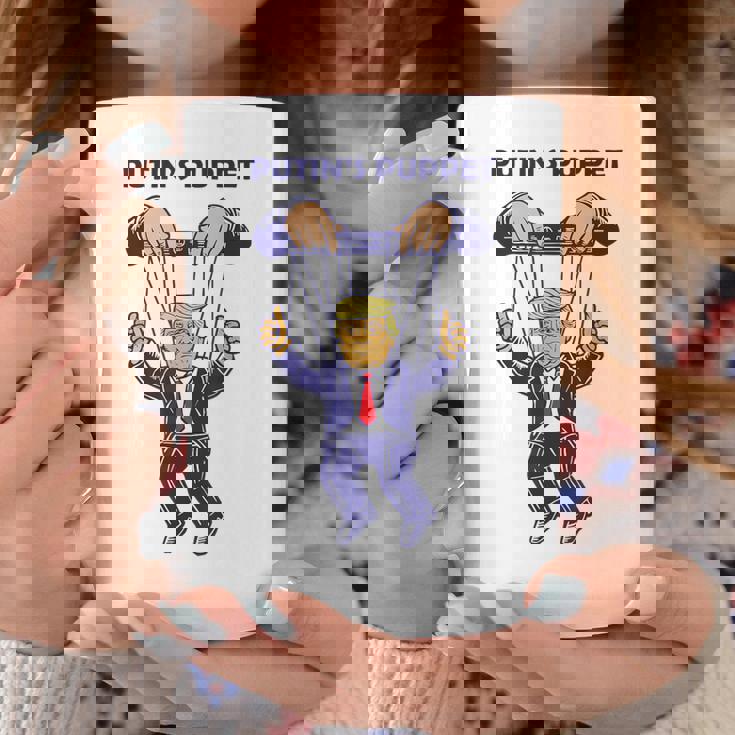 プーチンの操り人形トランプはロシアの資産政治パロディです コーヒーマグ 面白い贈り物