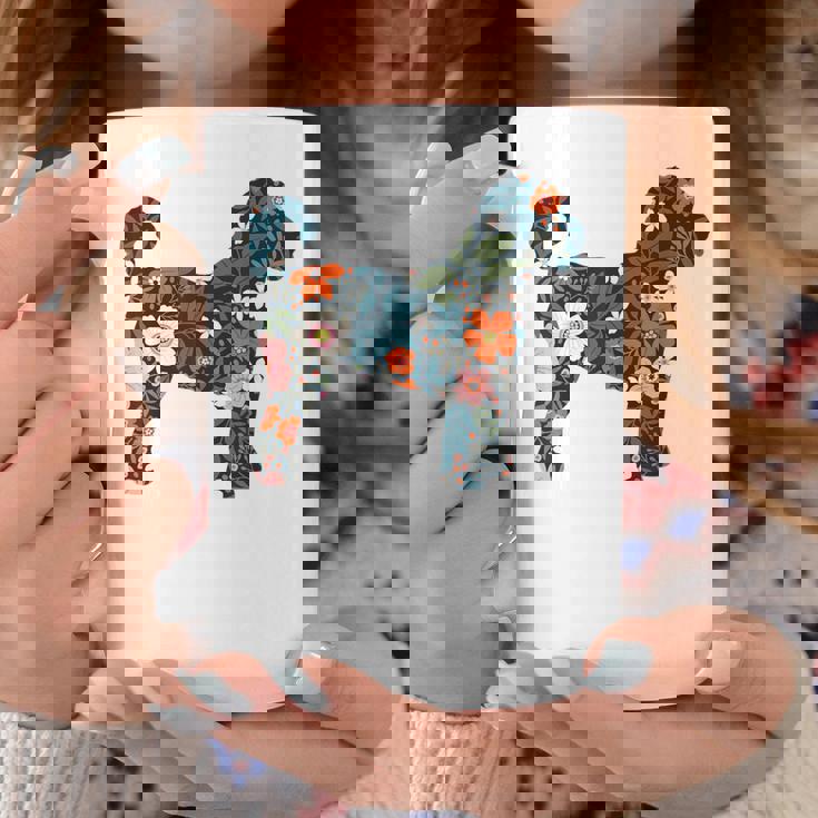 ラブラドゥードルやゴールデンドゥードルのママのためのフローラルドッグシルエット コーヒーマグ 面白い贈り物