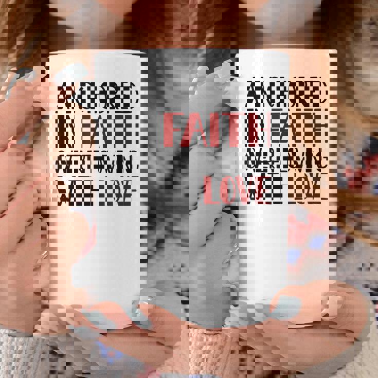 愛にあふれた信仰に定着するキリスト教バレンタイン。 コーヒーマグ 面白い贈り物