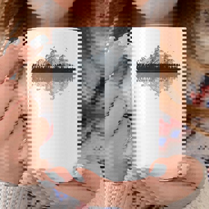 森 山 反射 野生動物 自然 ハイキング ハイカー コーヒーマグ 面白い贈り物