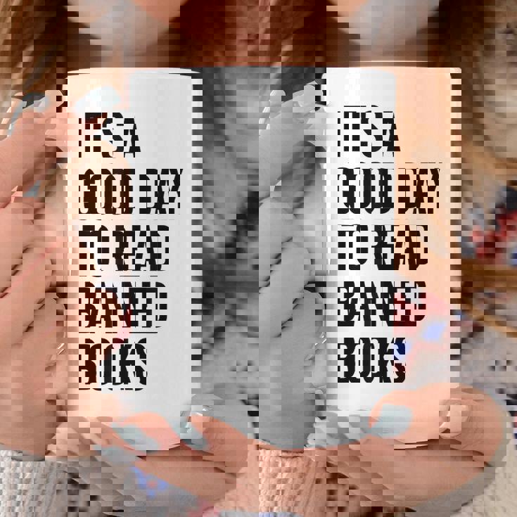 禁止された本を読むのに良い日だ面白いヴィンテージ コーヒーマグ 面白い贈り物