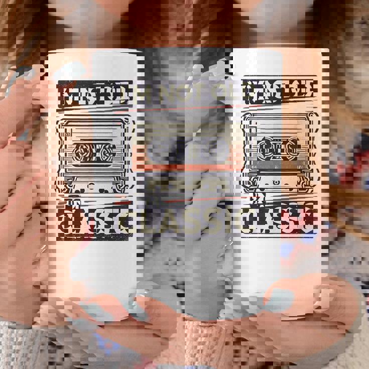 私は老けていない 私はクラシック 面白いレトロ テクニック コーヒーマグ 面白い贈り物