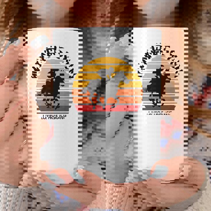 競馬ファンや馬好きの方にお勧め 勝者の走り オシャレな競馬イラスト コーヒーマグ 面白い贈り物