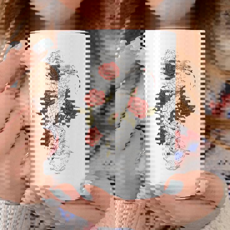 蛇爬虫類 蛇 バラ 花 爬虫類 ギフト コーヒーマグ 面白い贈り物