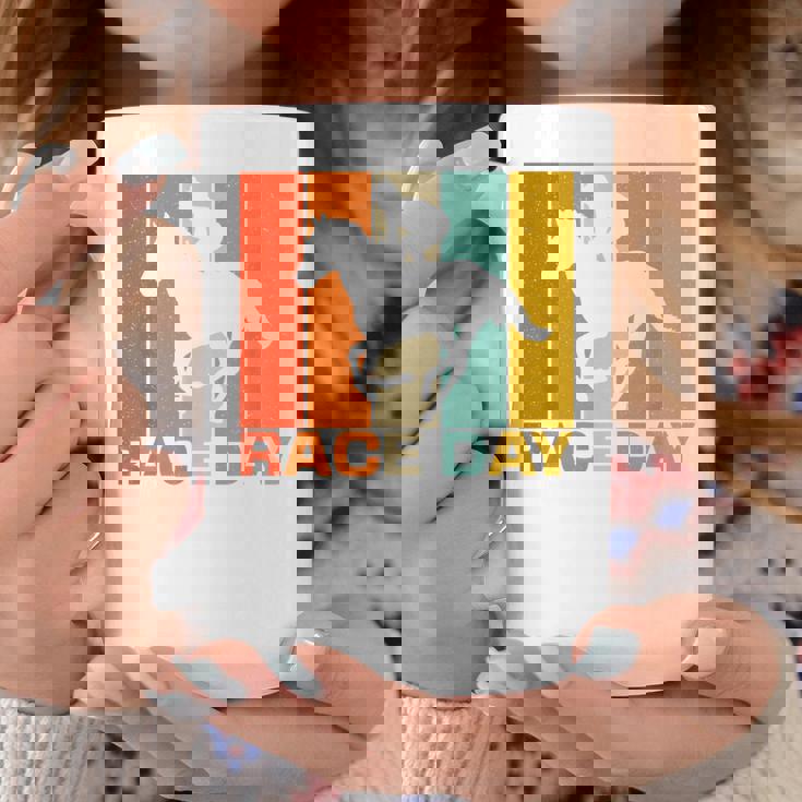 面白い 競馬 ビンテージ レースデー Ky ダービー 馬 ジョッキー コーヒーマグ 面白い贈り物