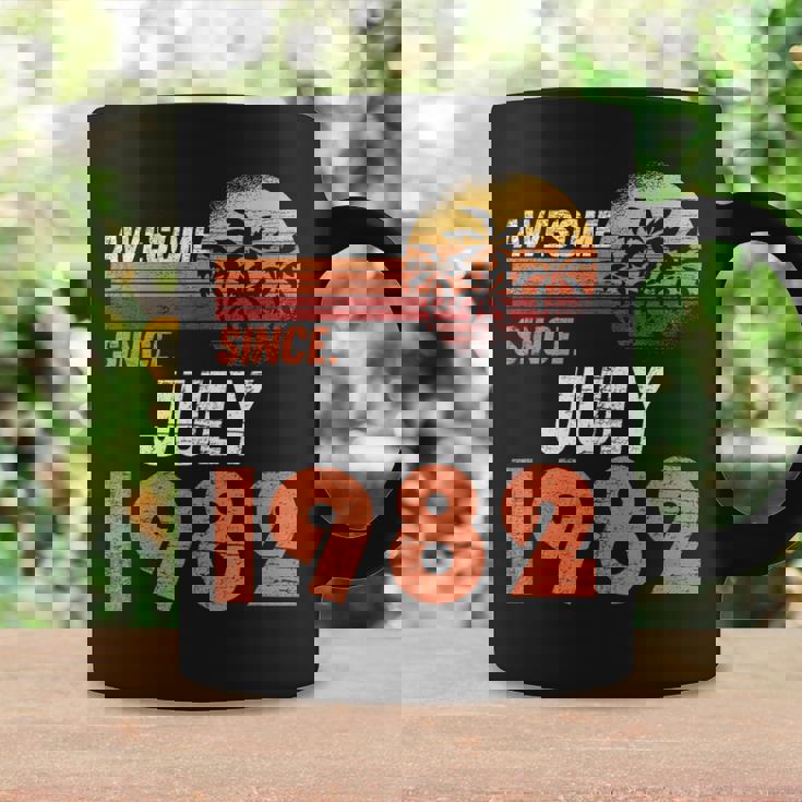 1982年7月から素晴らしい。男女の誕生日。 コーヒーマグ ギフトのアイデア