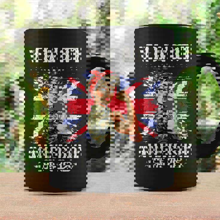 Bandera Del Díae 80 Aniversario Celebracióne Day 2025 Taza de café Ideas de regalos