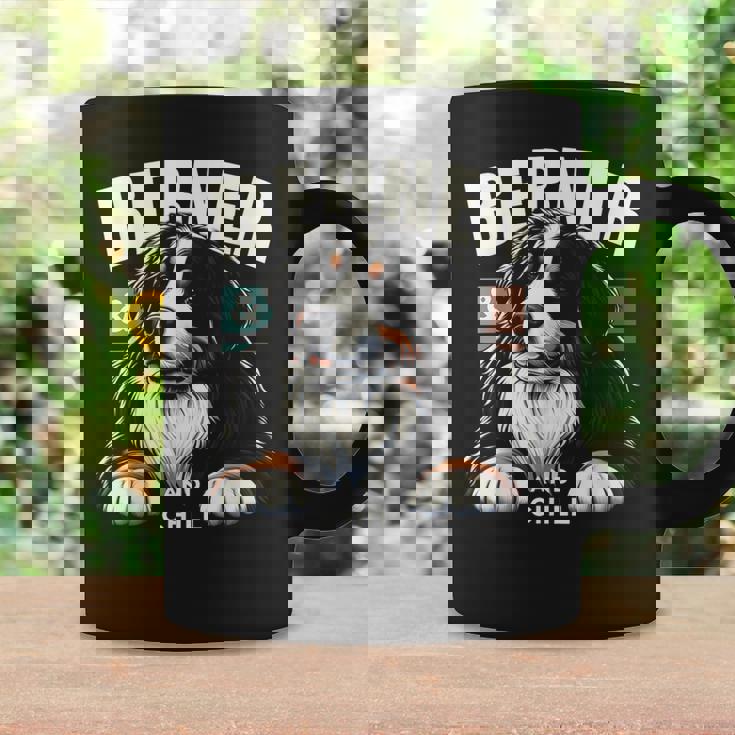 Berner And Chill バーニーズマウンテンドッグ 面白いグラフィックtシャツ コーヒーマグ ギフトのアイデア