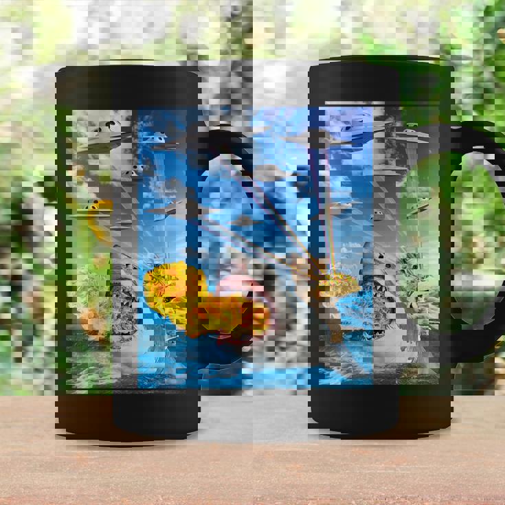 Cat Riding Fire Breathehark レインボー レーザー タコス コーヒーマグ ギフトのアイデア