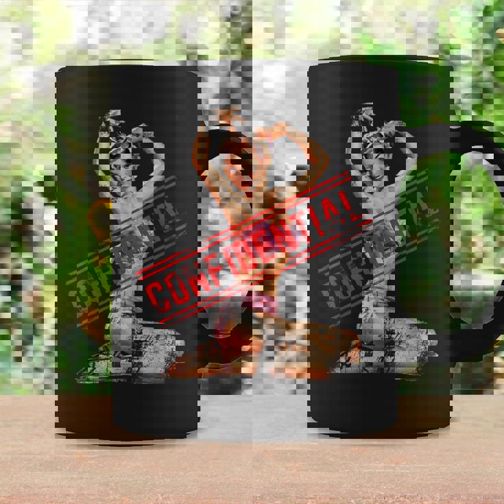 Confidential ピンナップガール コーヒーマグ ギフトのアイデア