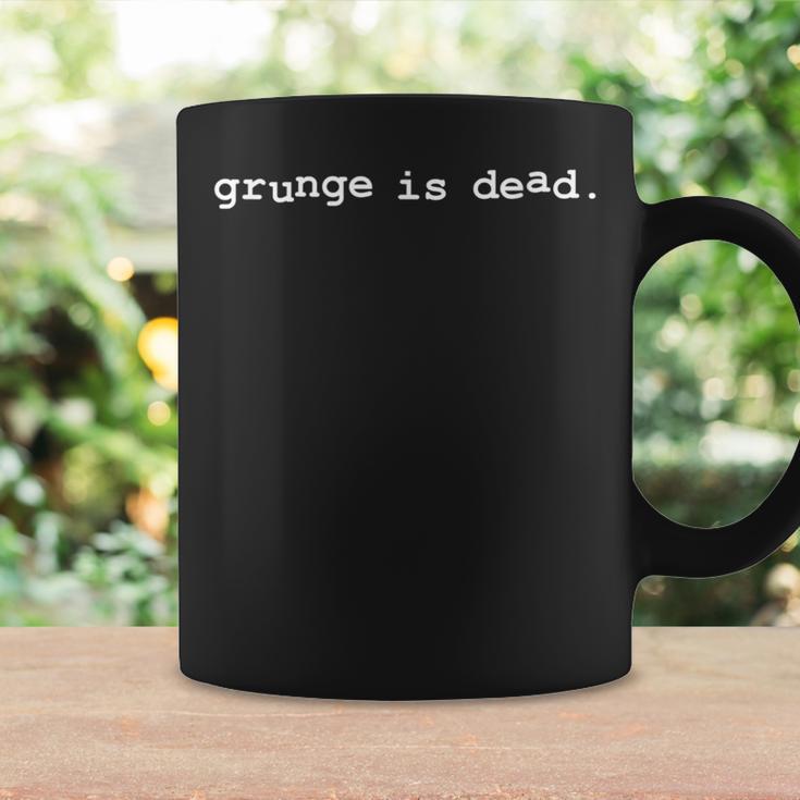 Grunge Is Dead 90年代ロック、グランジ、パンク、ロックンロールミュージック コーヒーマグ ギフトのアイデア