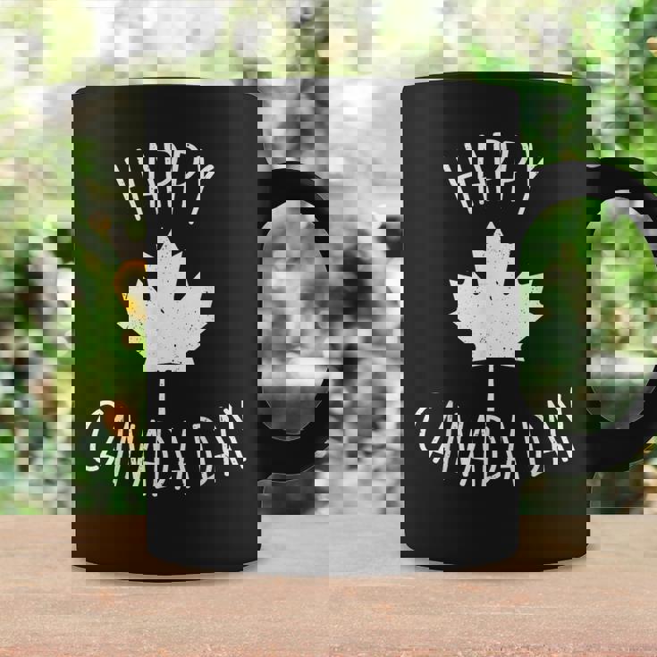 Happy Canada Day クールデザイン カナダメープルレディース メンズ キッズ コーヒーマグ ギフトのアイデア