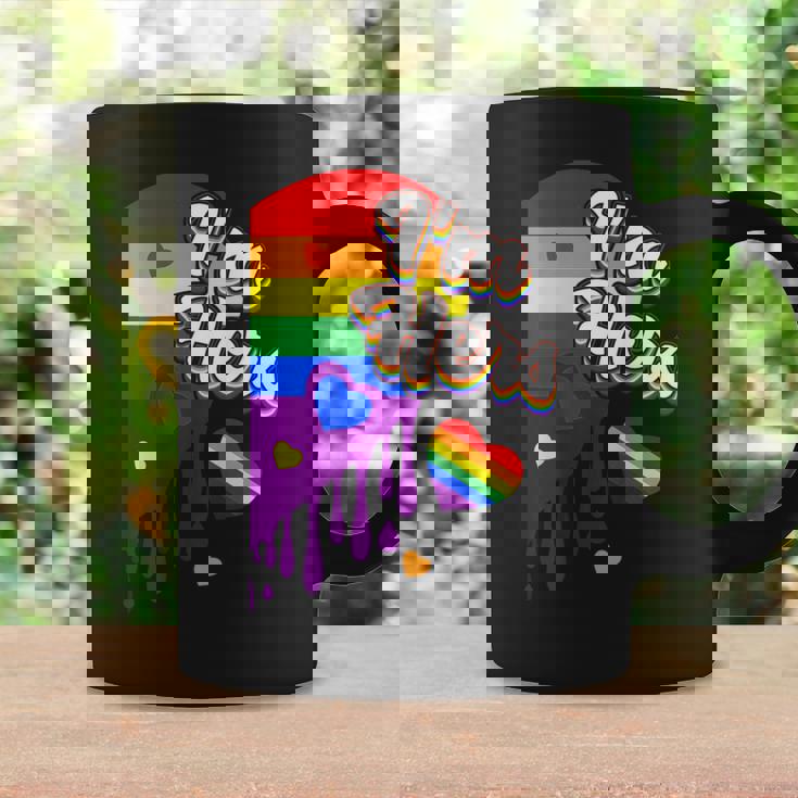 I'm Hers &He's Mine 虹のハート Lgbtq プライド デザイン コーヒーマグ ギフトのアイデア