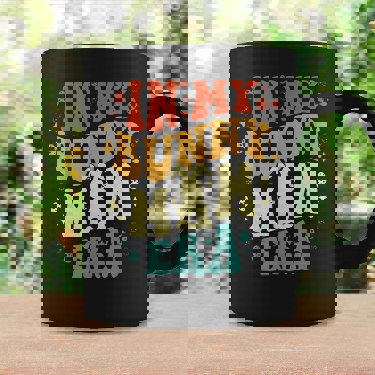 In My Bunny Mom Era ヴィンテージ イースターデー 母の日 コーヒーマグ ギフトのアイデア