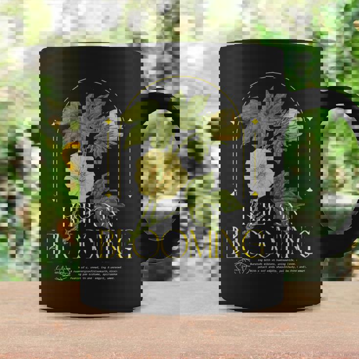 Keep On Blooming花のプリント付き コーヒーマグ ギフトのアイデア