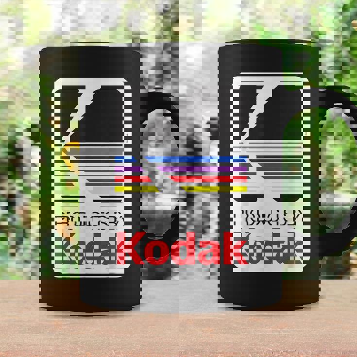 Kodak ビンテージロゴによる商品 コーヒーマグ ギフトのアイデア
